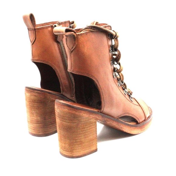 Vintage Foundry Co Women's Odette Boot - Picture 5 of 9